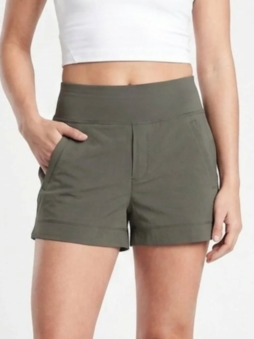 Athleta Trekkie North Mid Rise 3.5" Short in Olive Green Sz 8 - Picture 2 of 14